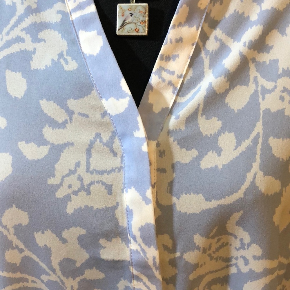 Talbots blouse - Picture 3 of 8